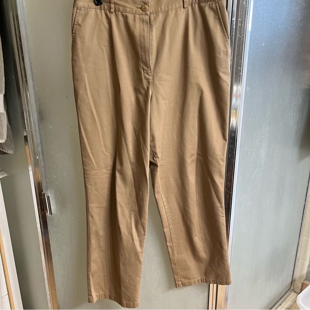 LL Bean original fit no- iron pants